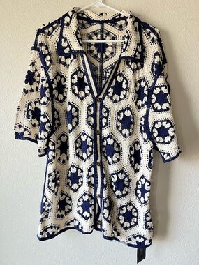 NWT Crochet Button-Down Mens Navy and White Beach Festival Top